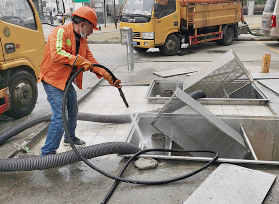 铁山隔油池清理